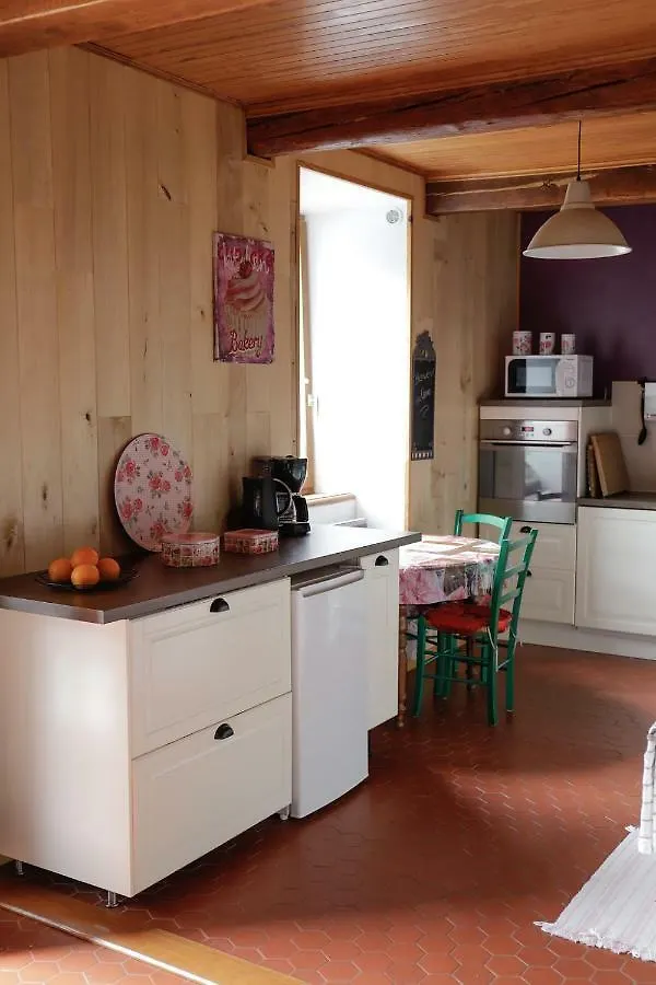 Holiday home Maison Du Coue Pyrenees Mourtis Gite Pour 2 A 12 Pers Sengouagnet