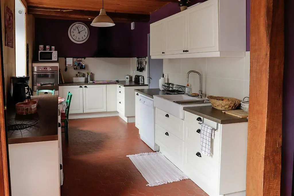 Holiday home Maison Du Coue Pyrenees Mourtis Gite Pour 2 A 12 Pers Sengouagnet
