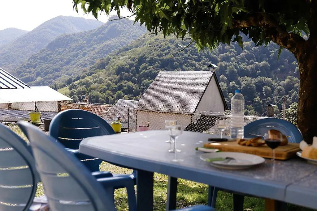 Maison Du Coue Pyrenees Mourtis Gite Pour 2 A 12 Pers Sengouagnet France