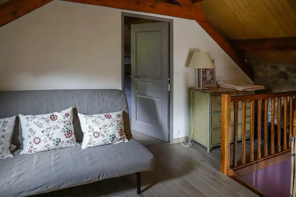Maison Du Coue Pyrenees Mourtis Gite Pour 2 A 12 Pers Sengouagnet 0*,  France
